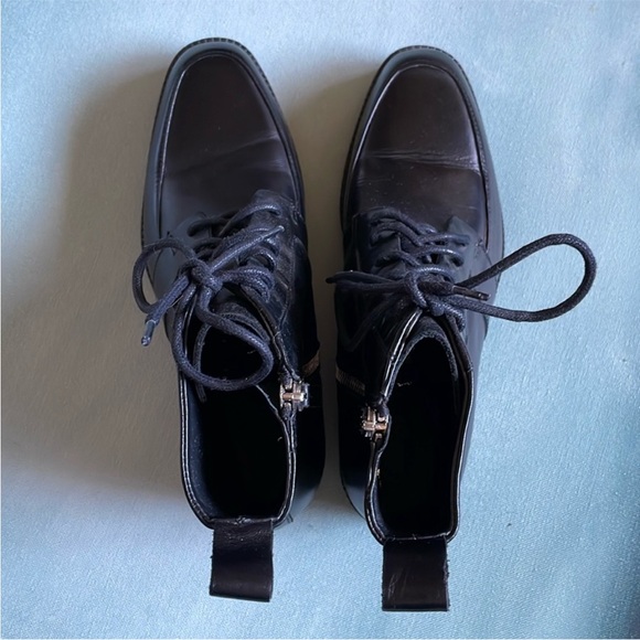 Everlane Leather Lace Up Boots - Picture 3 of 11